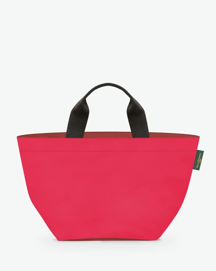 "Packshot of a 1027N tote bag
with short polyprop handles and a zipper and an inside pocket.
The bag is made of solid nylon in a medium size.
Sac cabas a poignees courtes en nylon bicolore dans un format M"